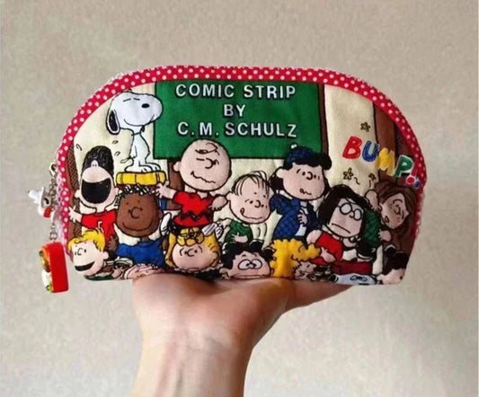 Snoopy & Friends Collectible Bag.